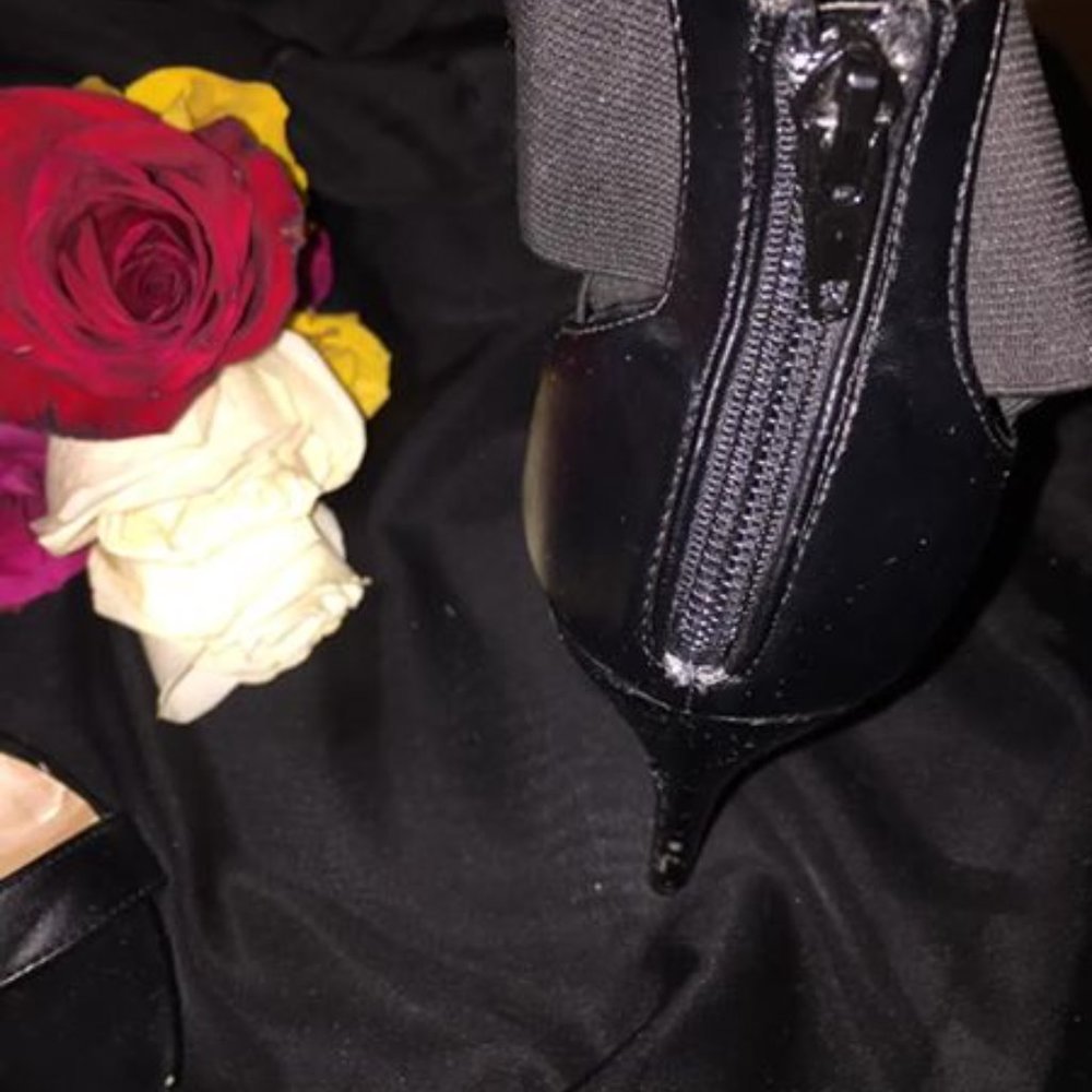 shoes - Picture 2 of 3